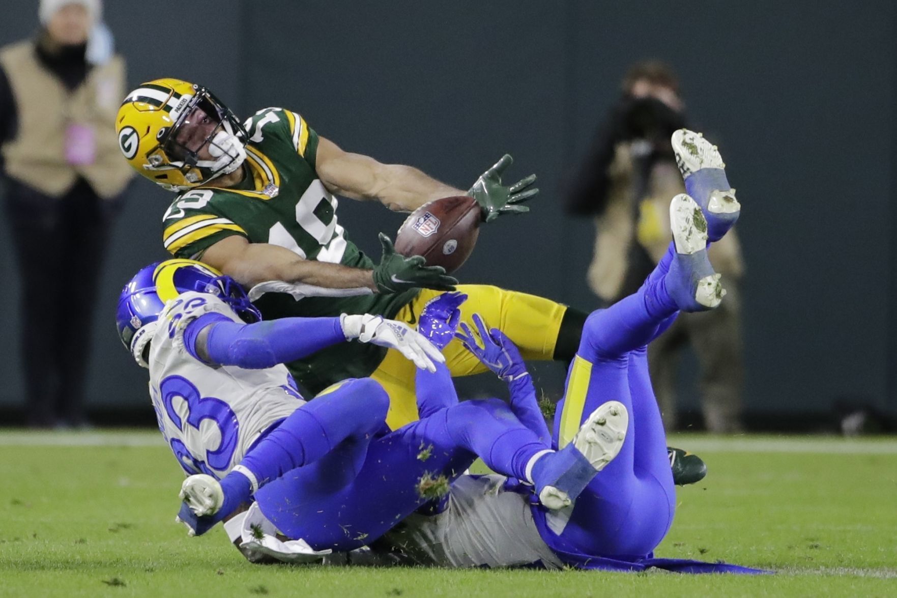 Rams Packers Football